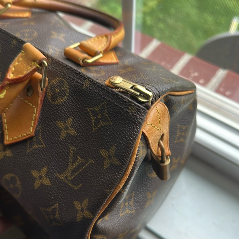 👜Final Price Drop. 🤩Authentic Speedy 30. Louis Vuitton - Picture 9 of 16
